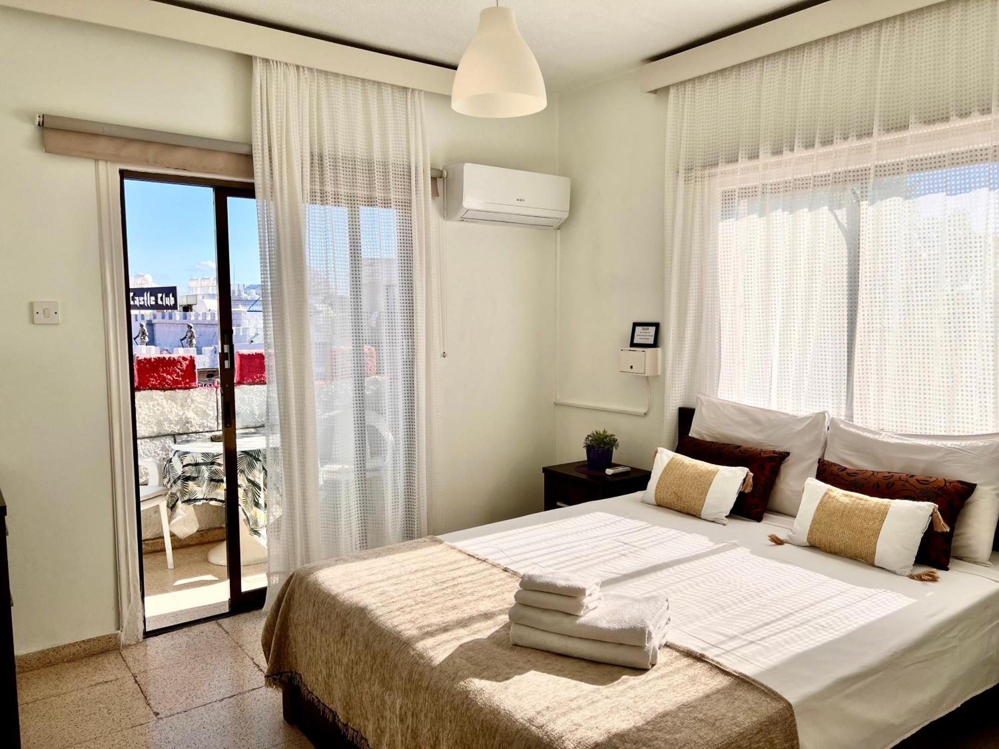 דירות Apt On The Street Of Bars&Nightclubs In Ayia Napa 11 מראה חיצוני תמונה